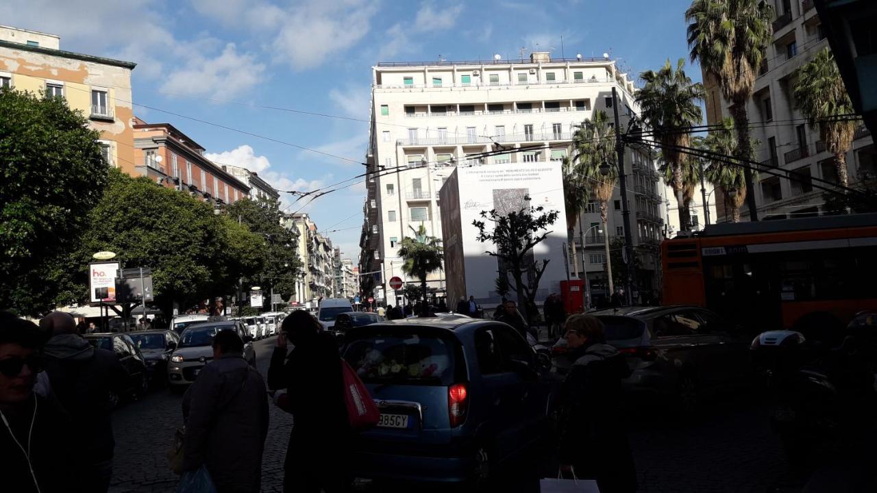Piazza Carita' Centro Storico Leilighet Napoli Eksteriør bilde